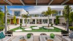Fesselnde renovierte Villa in Guadalmina Baja