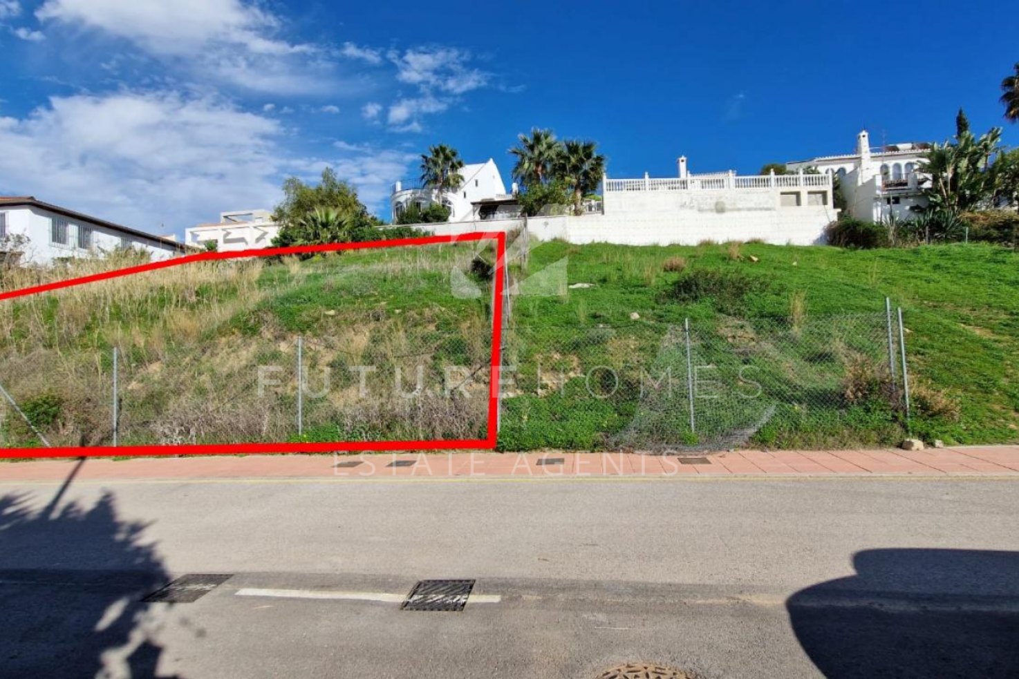 Residential building plot in Valle Romano Estepona.