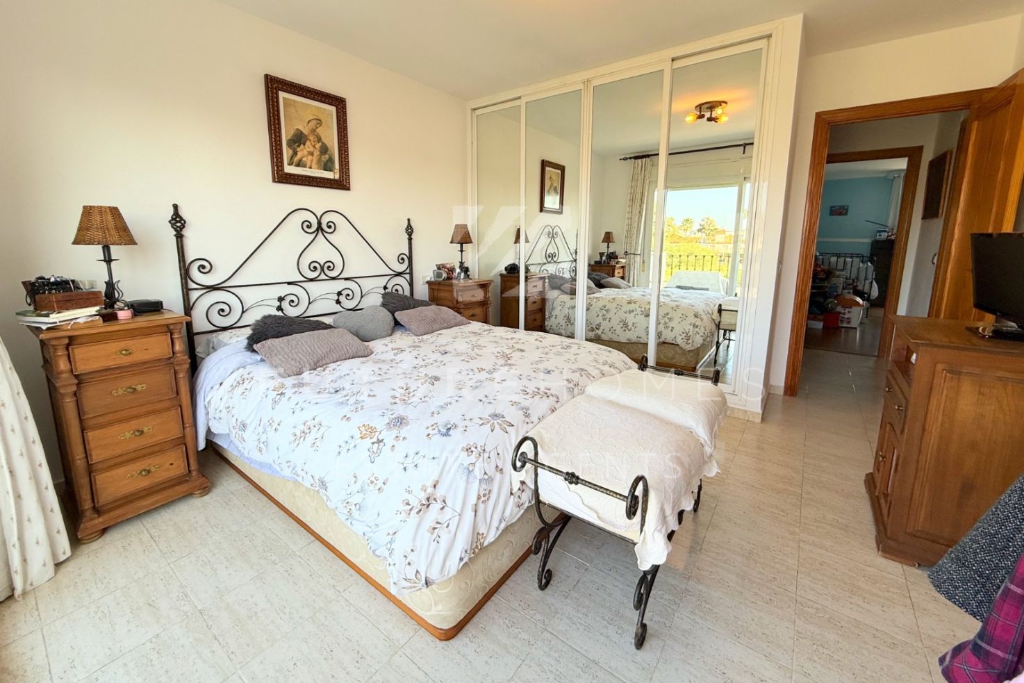 Three bedroom duplex penthouse for sale in Estepona