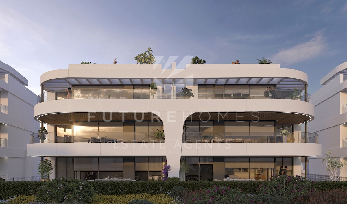 Stylish ground floor luxury apartment in new development in Atalaya, Estepona