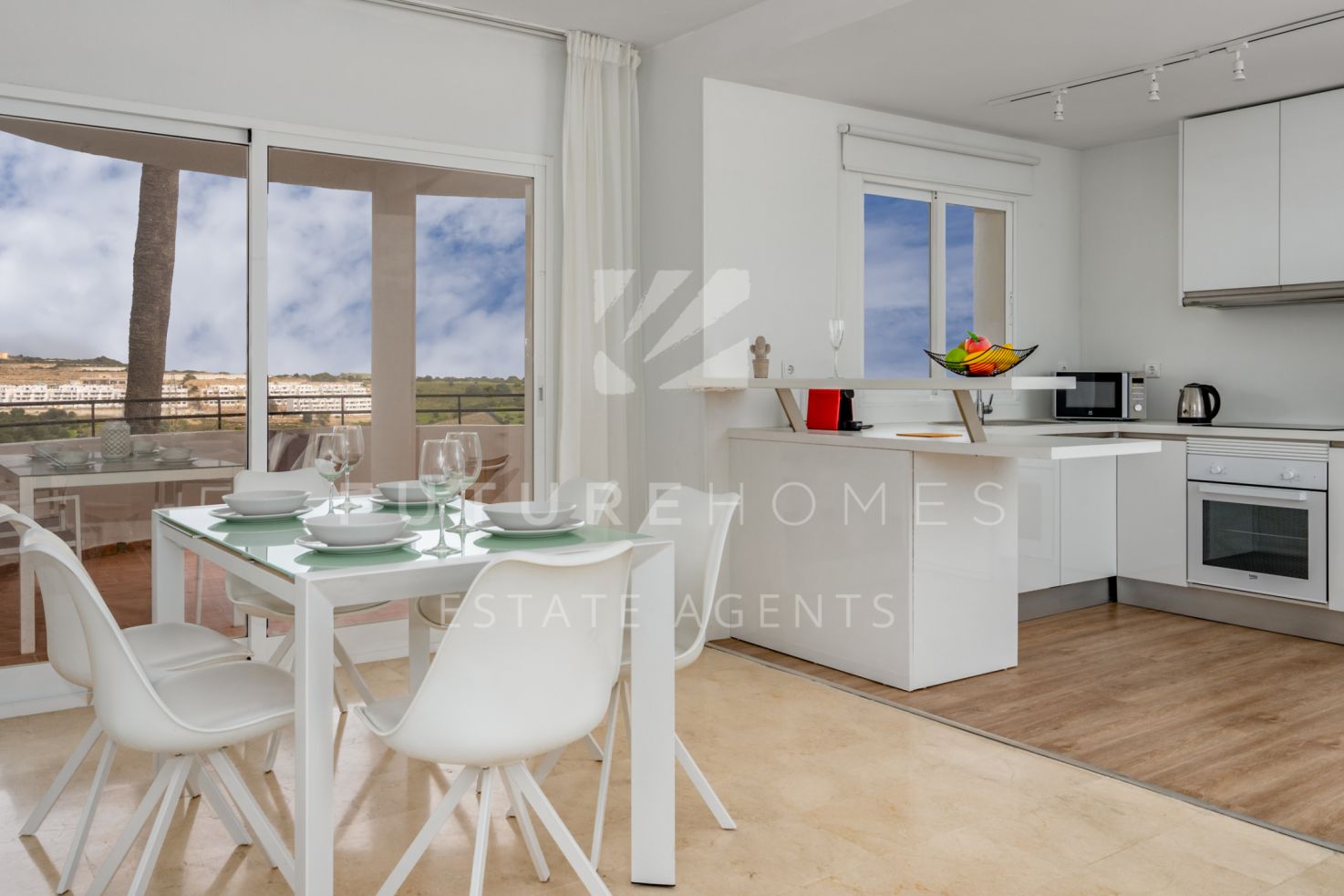 Apartment  for sale in  Estepona Golf