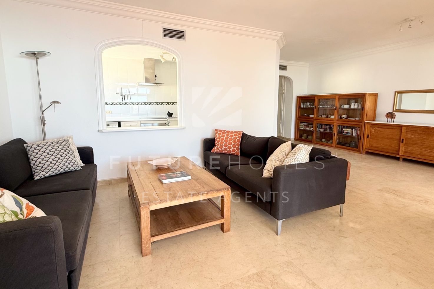 Frontline beach apartment with open sea views overlooking Cristo beach, Estepona