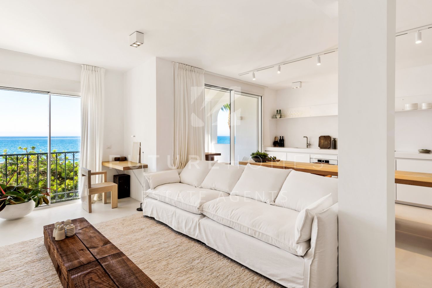 https://www.futurehomesspain.com/en-286-00535P_apartment-hacienda+beach-estepona.html
