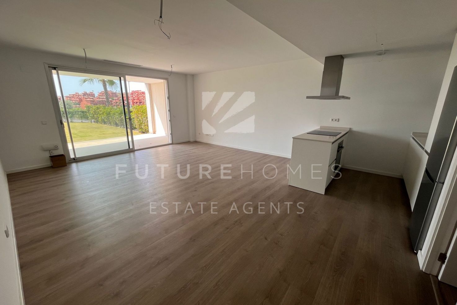 Brand new 3 bedroom ground floor apartment 1km from the beach, West Estepona