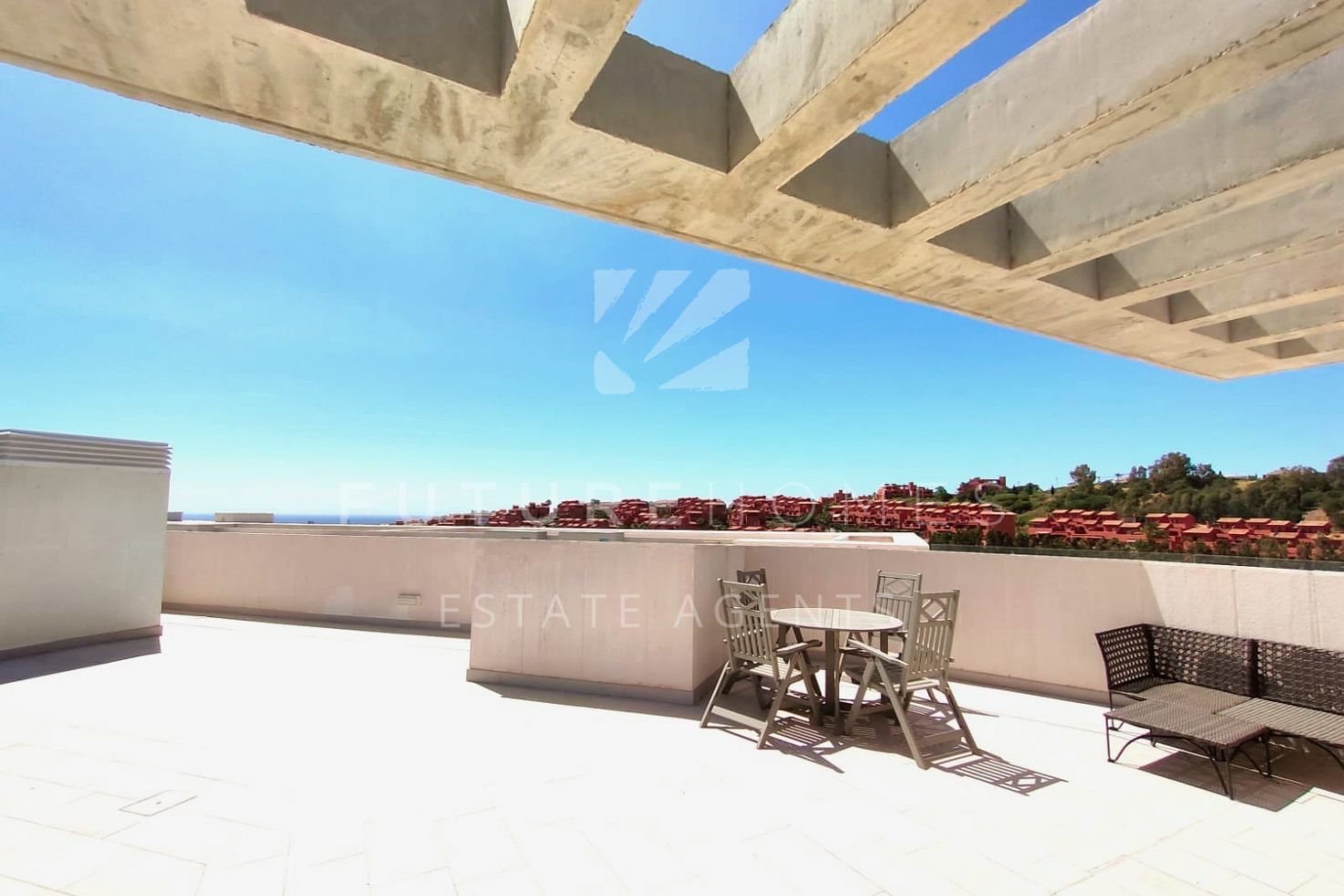 Brand new 2 bedroom penthouse apartment 1km from the beach, West Estepona