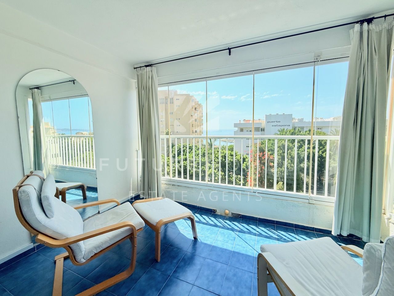 Exclusive listing! Sunny one bedroom apartment with sea views in the Estepona marina