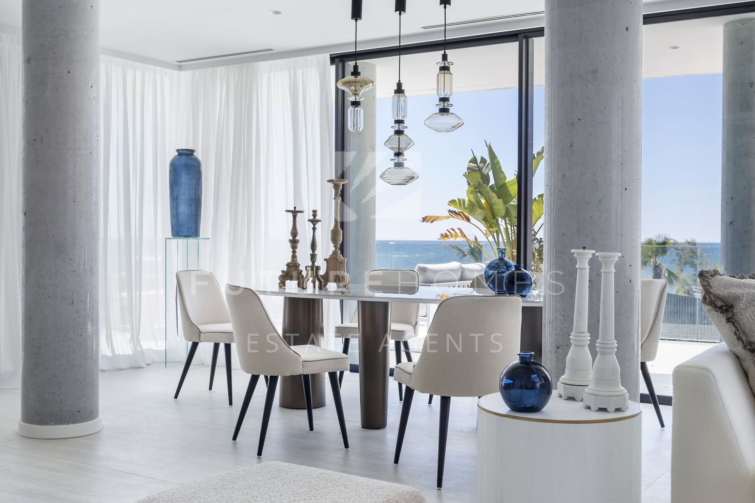 Apartamento  en venta en  Estepona