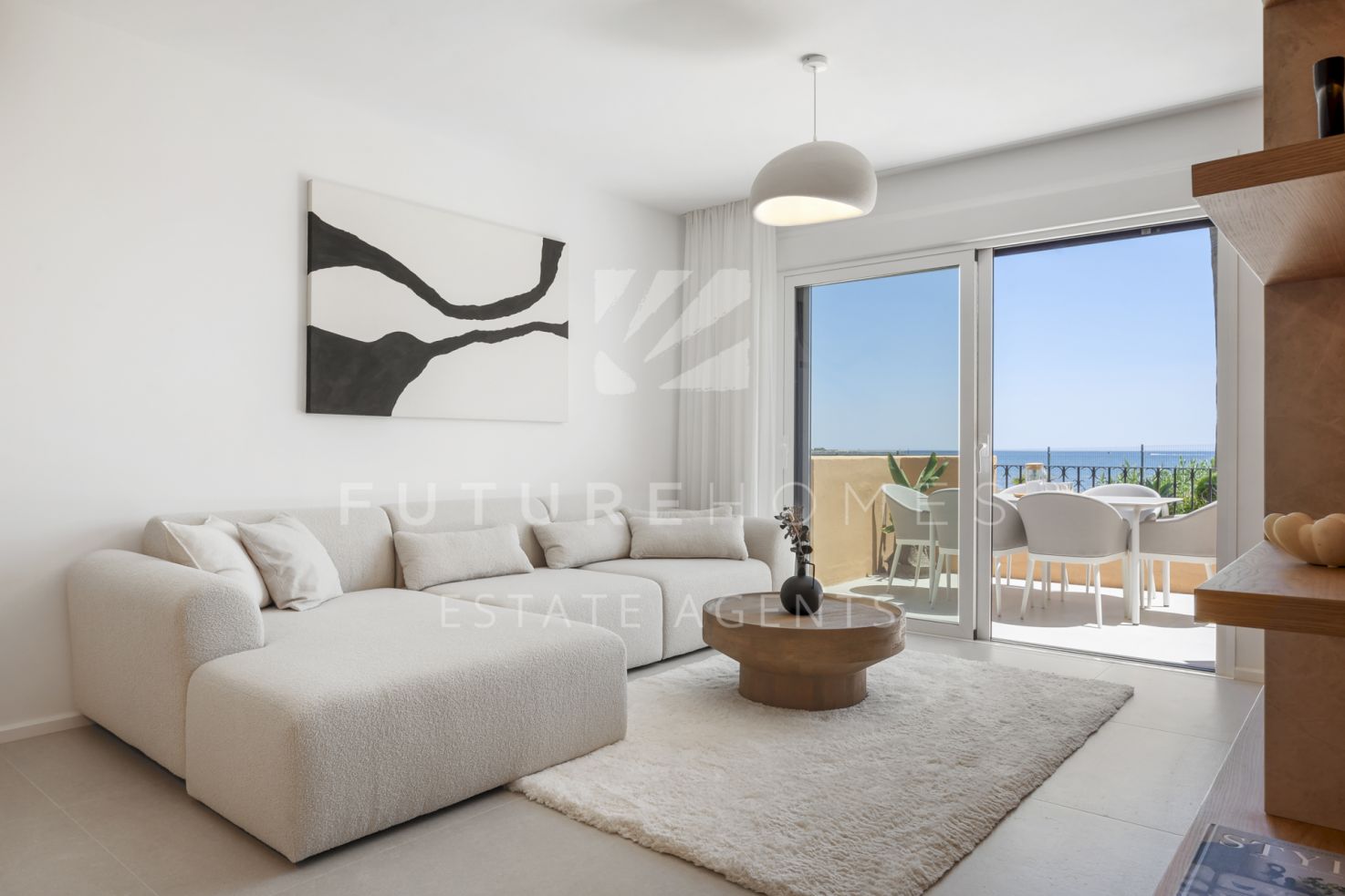 Fully renovated beachfront apartment for sale in Riviera Andaluza, frontline beach Estepona
