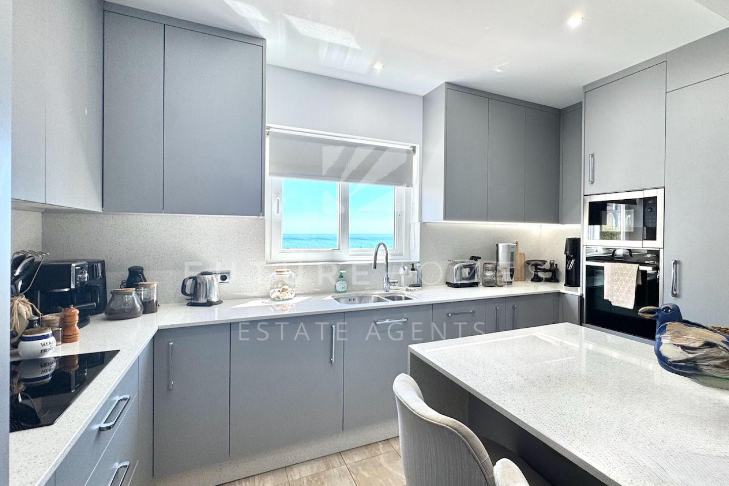 Three bedroom frontline beach apartment for sale in Marina Bay, Estepona