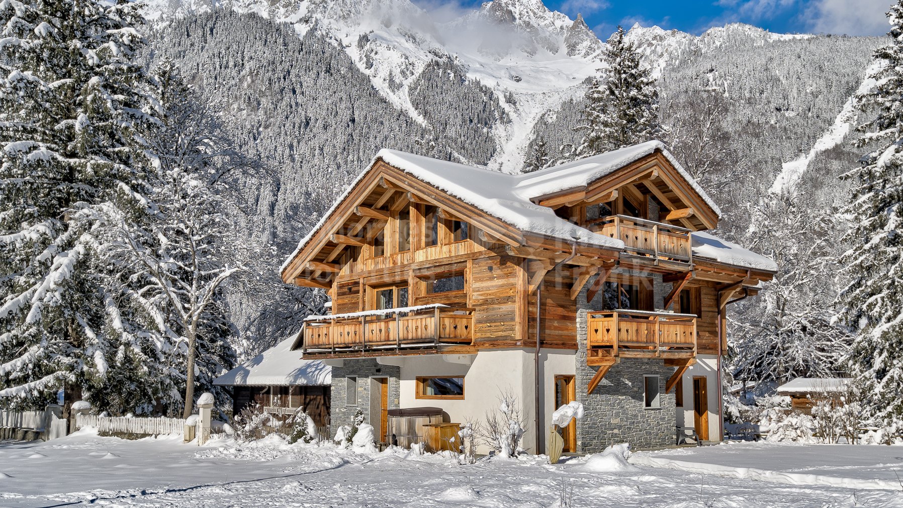 Chamonix-Mont-Blanc, Modern Chalet with Mont Blanc Views