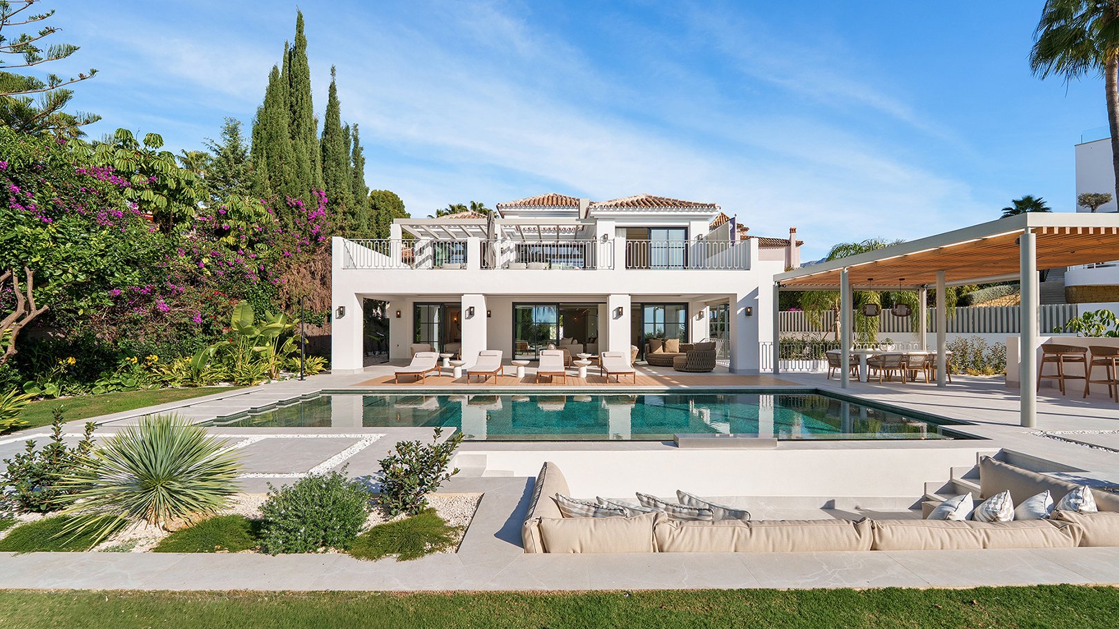 Villa Agata | 5-Schlafzimmer Villa zu verkaufen | La Quinta, Benahavis | Meerblick und privater Pool