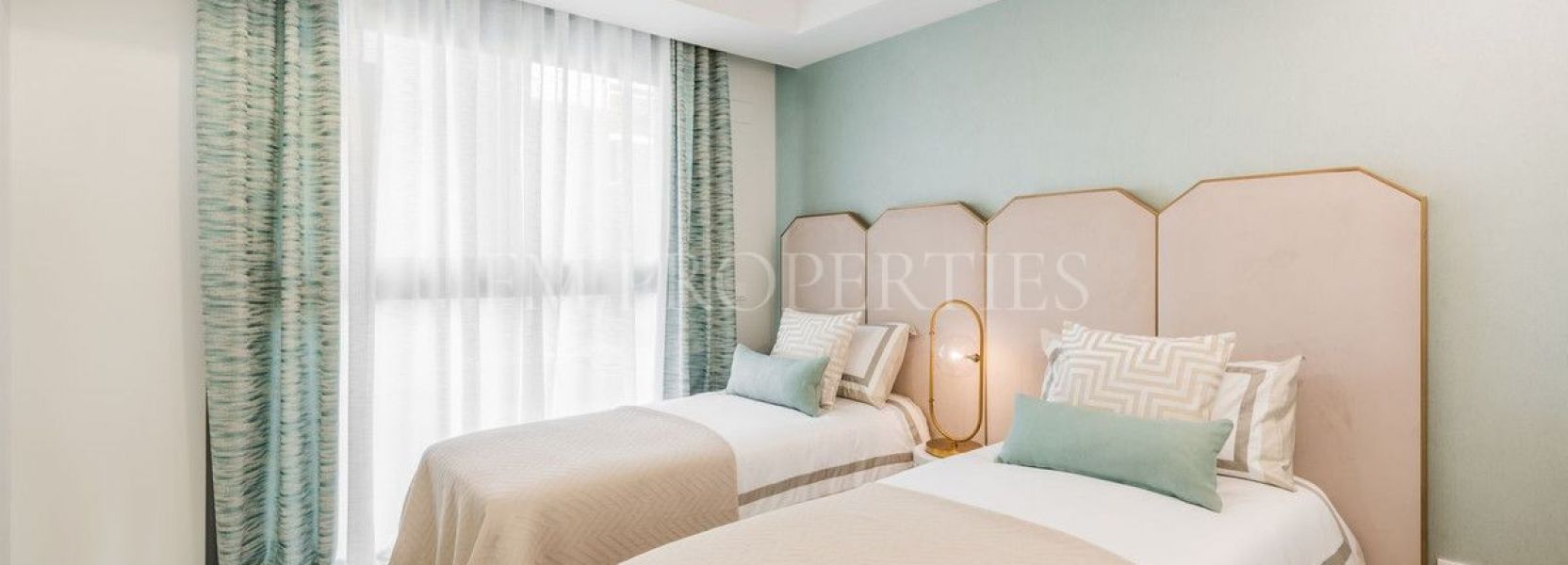 Apartment  in Cancelada, Estepona East, Estepona