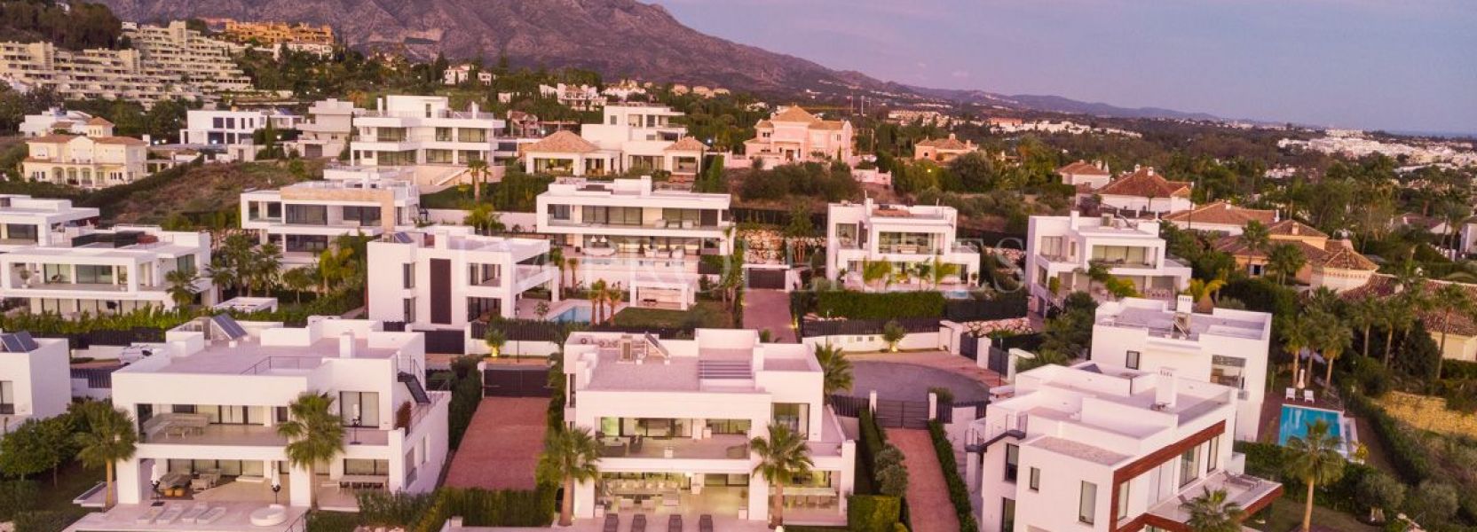Villa  in Nueva Andalucia, Marbella