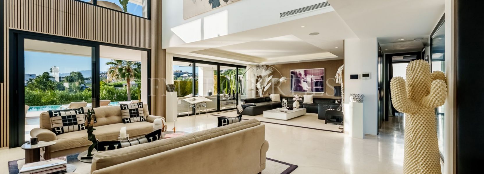 Villa  in Nueva Andalucia, Marbella