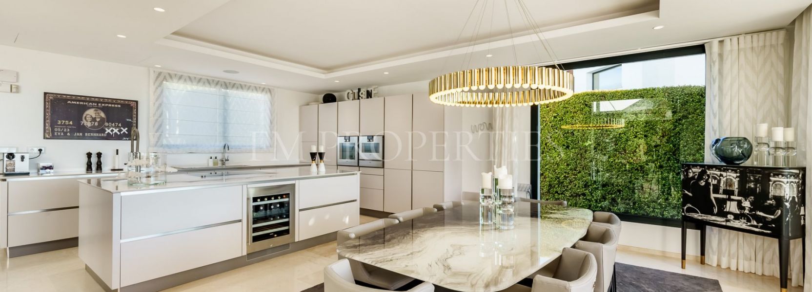 Villa  in Nueva Andalucia, Marbella