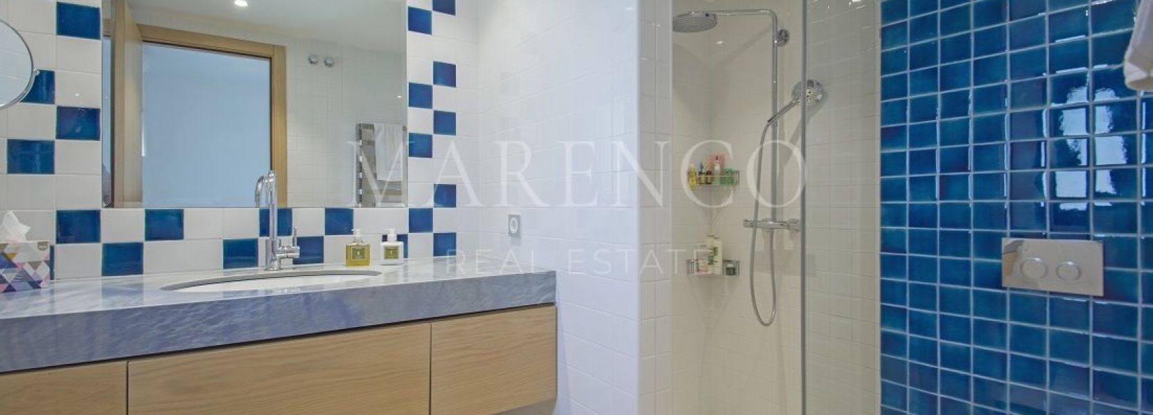 Einfamilienhaushälfte  in Nueva Andalucia, Marbella