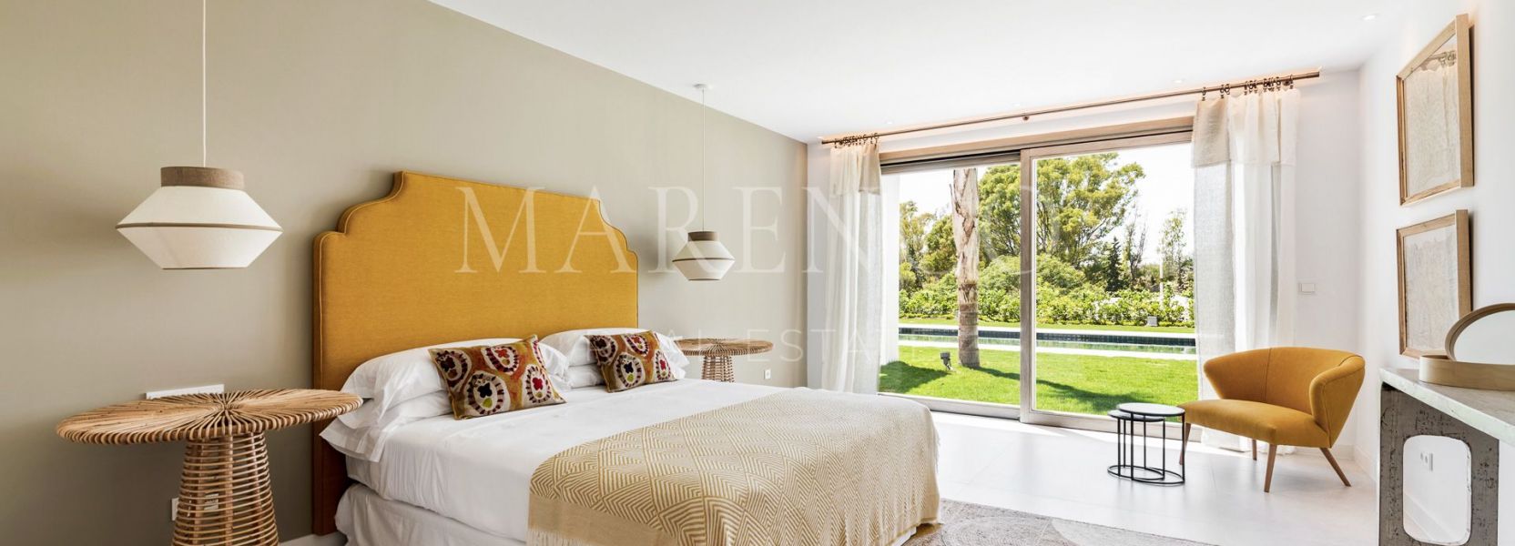 Villa  en El Paraiso, Estepona Este, Estepona