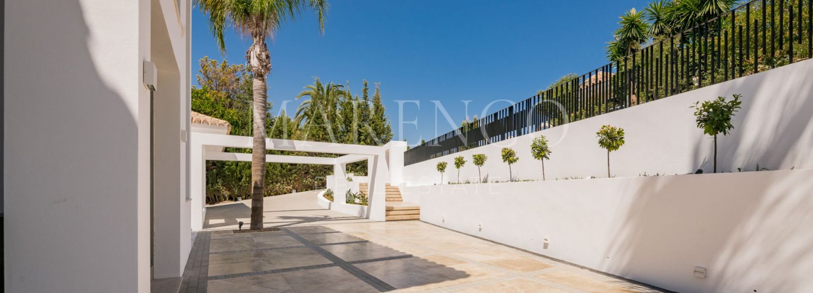 Villa  en El Paraiso, Estepona Este, Estepona