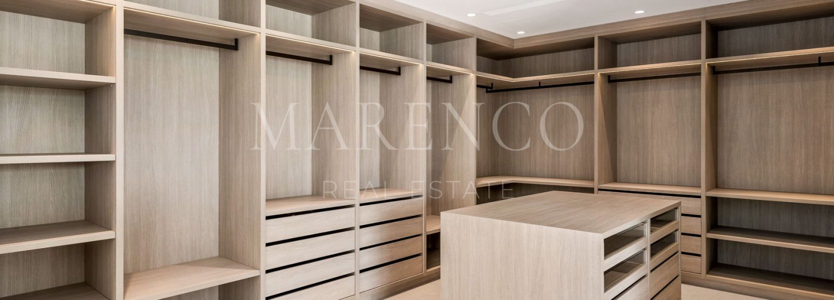 Villa  en El Paraiso, Estepona Este, Estepona