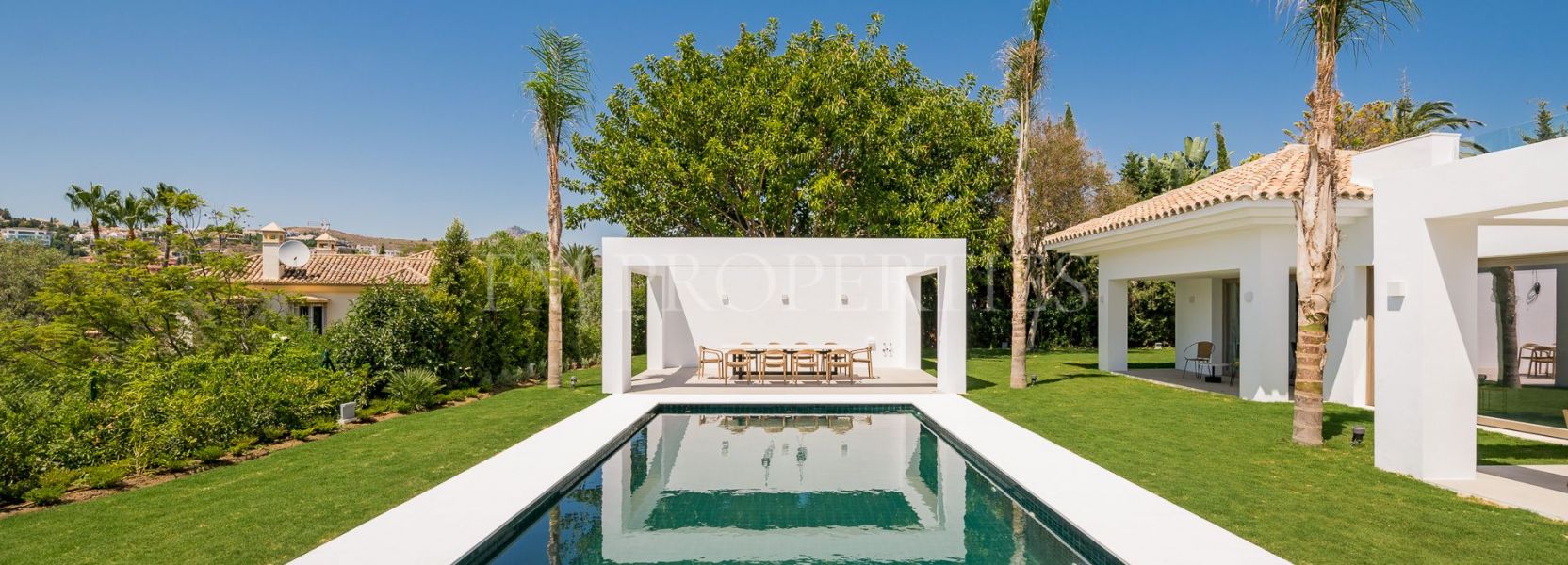 Villa  in El Paraiso, Estepona East, Estepona