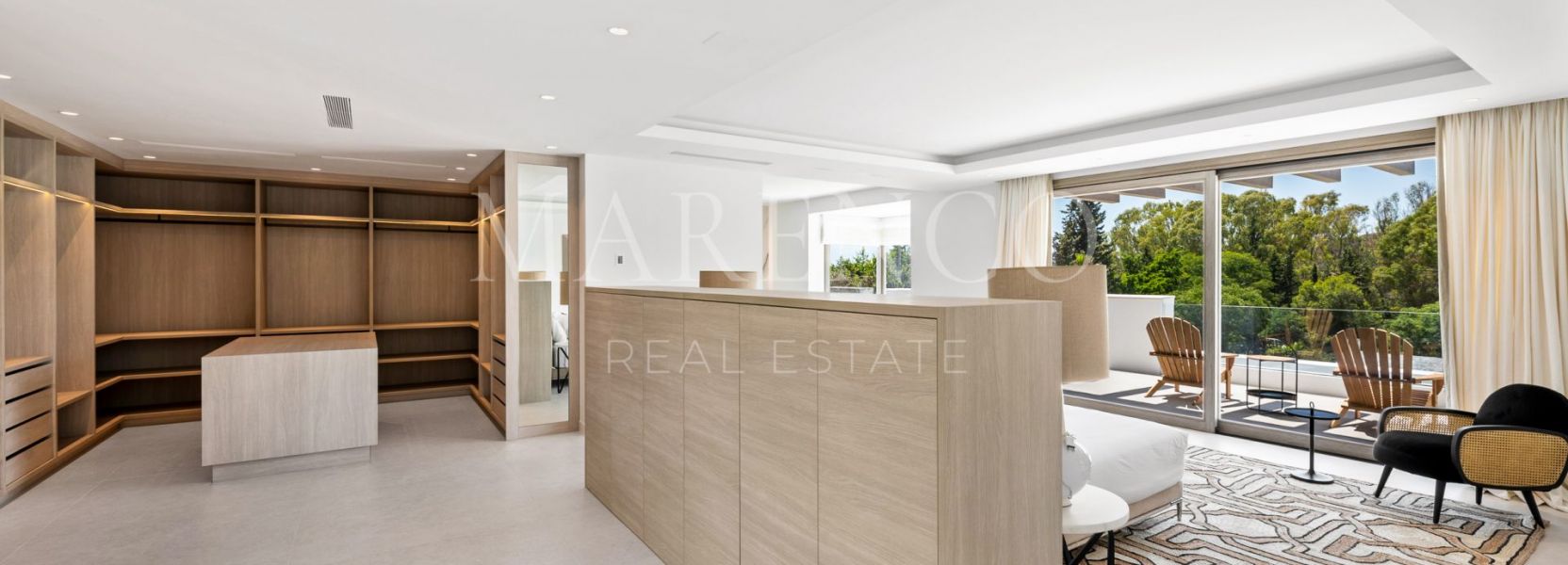 Villa  en El Paraiso, Estepona Este, Estepona