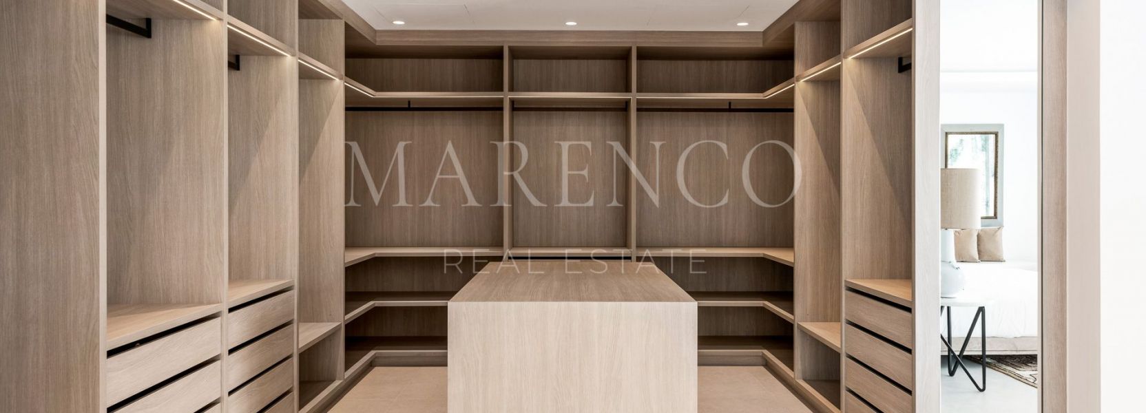 Villa  en El Paraiso, Estepona Este, Estepona