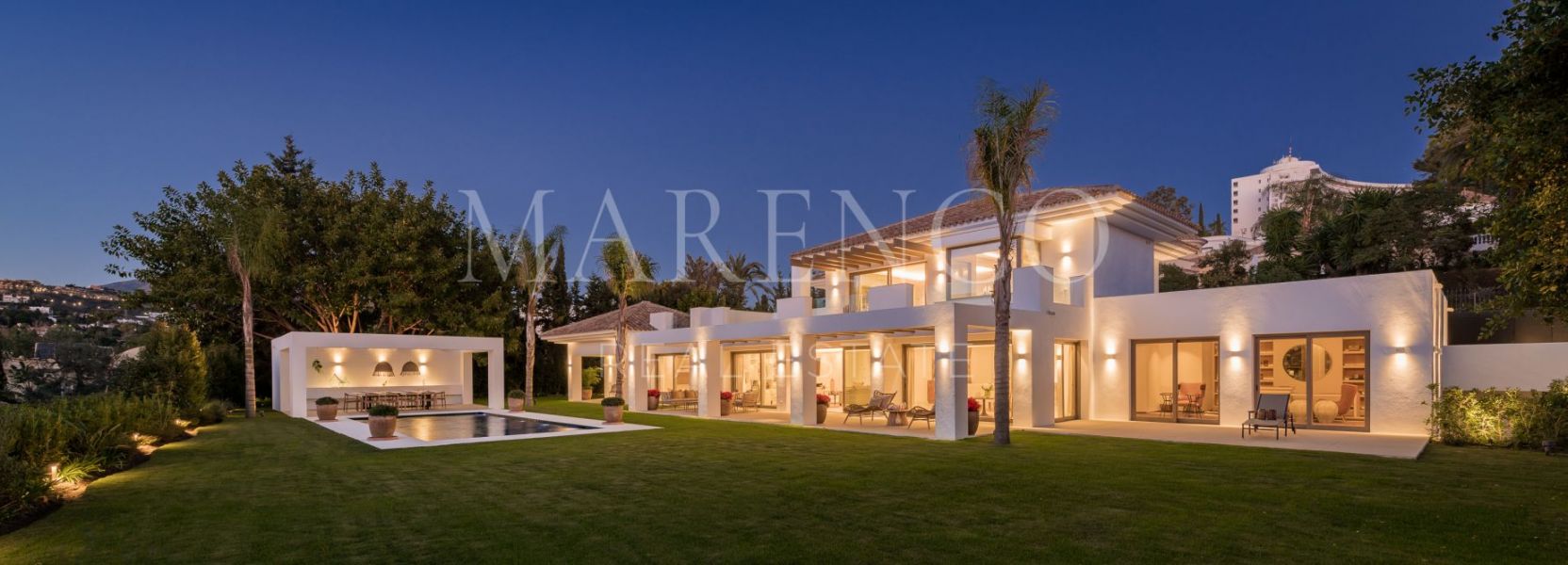 Villa  en El Paraiso, Estepona Este, Estepona