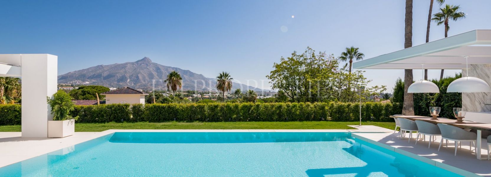 Villa  en Nueva Andalucia, Marbella