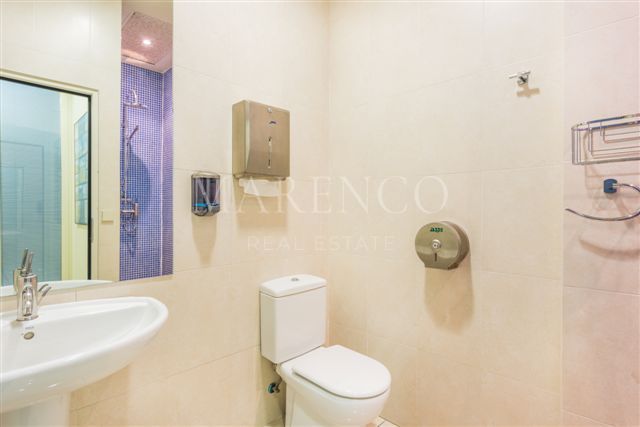 Commerciële winkelruimte  in S. Pedro Centro, San Pedro de Alcantara