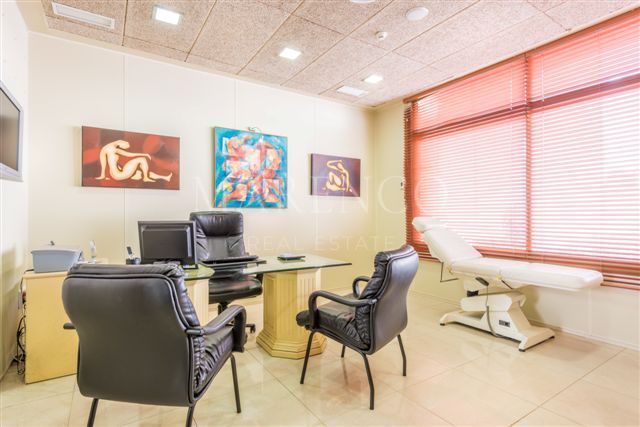 Commerciële winkelruimte  in S. Pedro Centro, San Pedro de Alcantara