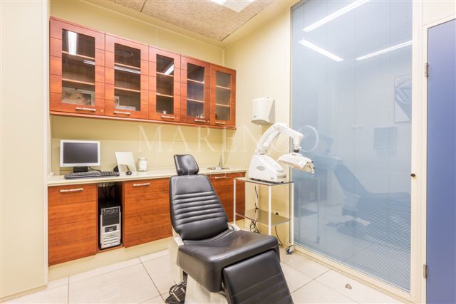 Commerciële winkelruimte  in S. Pedro Centro, San Pedro de Alcantara