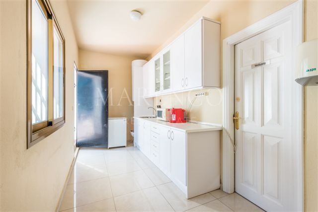 Commerciële winkelruimte  in S. Pedro Centro, San Pedro de Alcantara