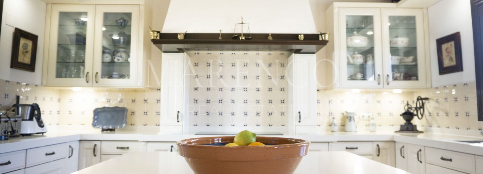 Villa  in Marbella Club Golf Resort, Benahavis