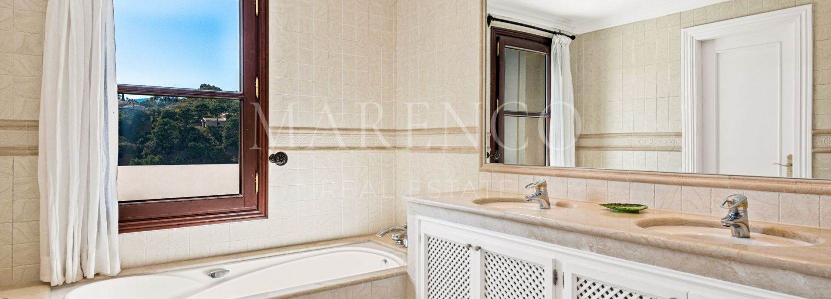 Villa  in La Zagaleta, Benahavis