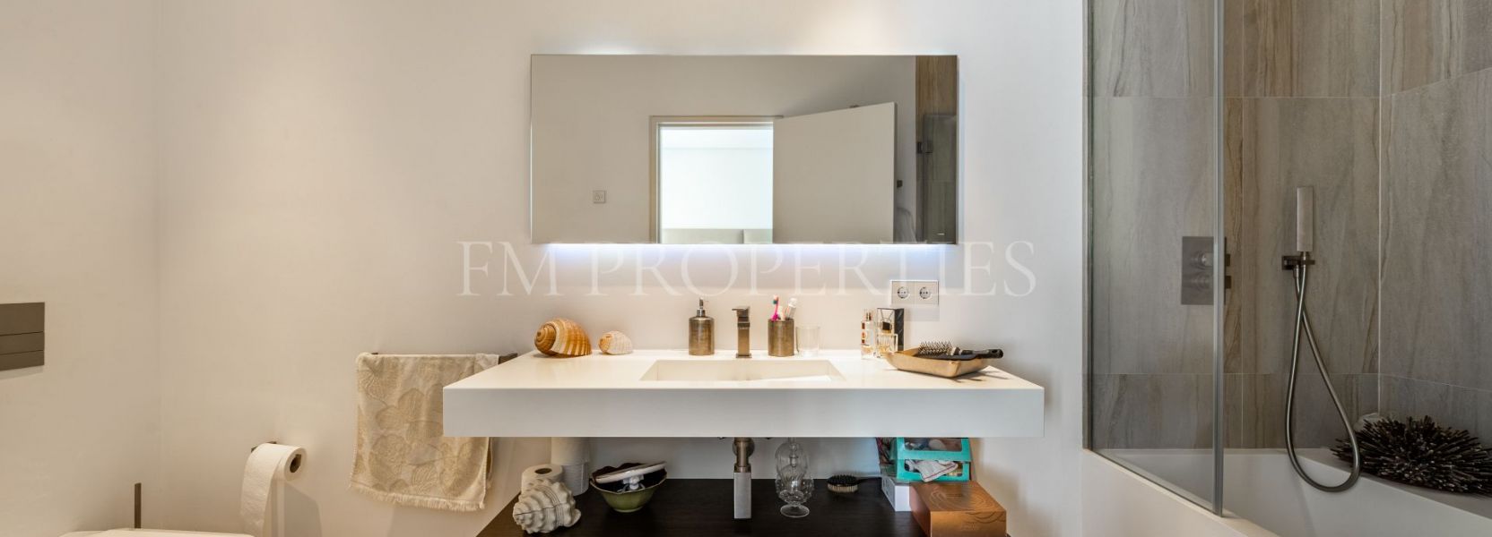 Villa  in Sierra Blanca, Marbella Golden Mile, Marbella