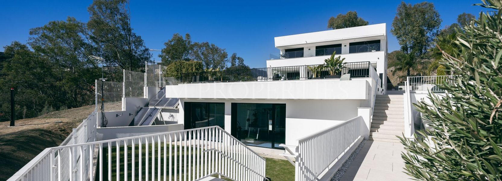 Appartement  in Nueva Andalucia, Marbella