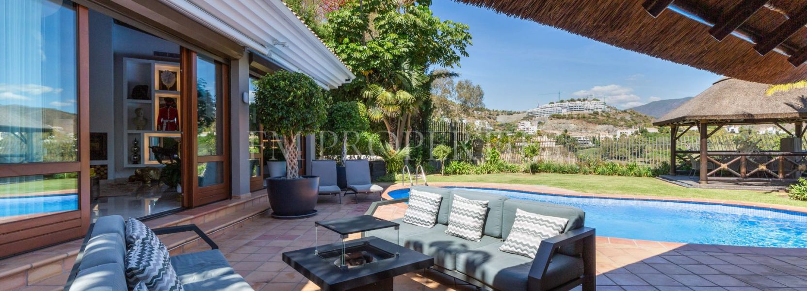 Villa  à El Herrojo, Benahavis