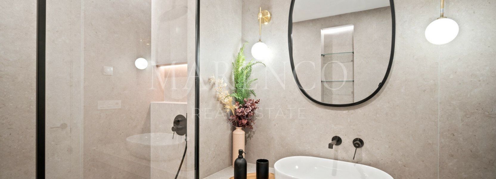 Penthouse  in Monte Halcones, Benahavis