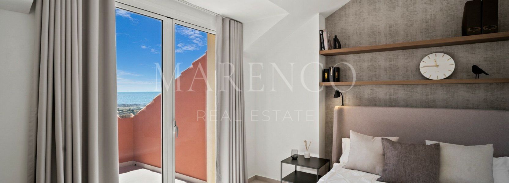 Penthouse  in Monte Halcones, Benahavis