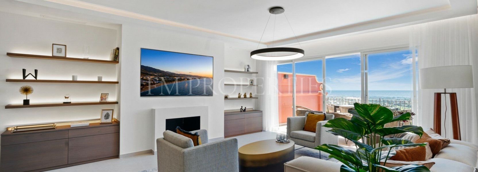 Penthouse  in Monte Halcones, Benahavis