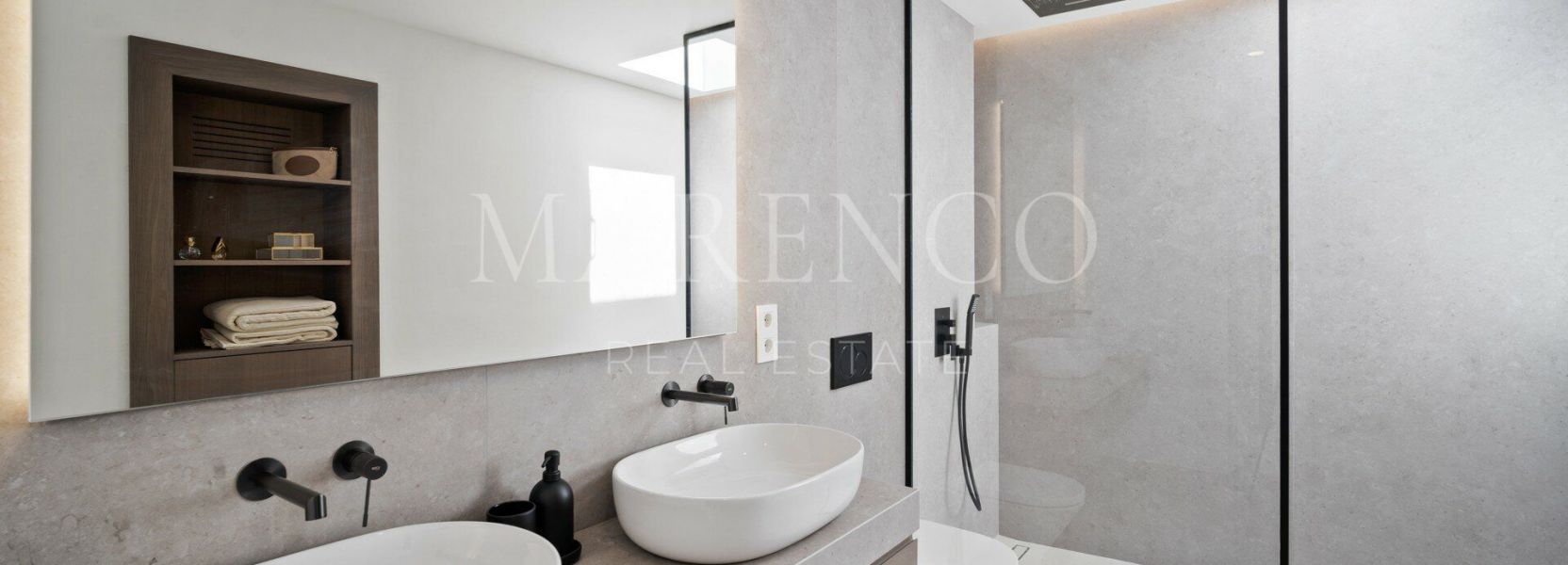 Penthouse  in Monte Halcones, Benahavis