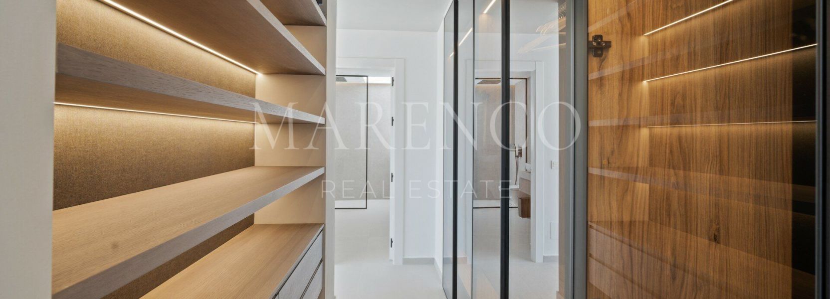 Penthouse  in Monte Halcones, Benahavis