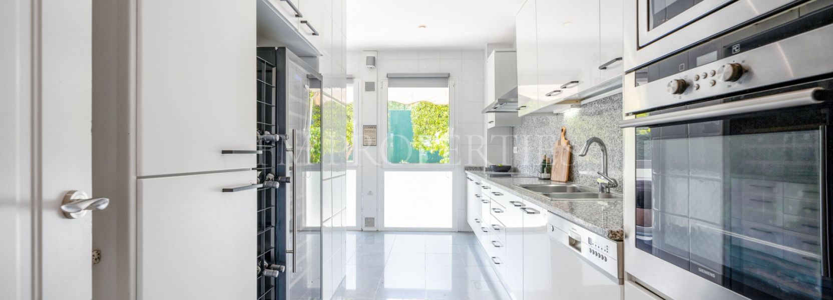 Appartement  in Nueva Andalucia, Marbella