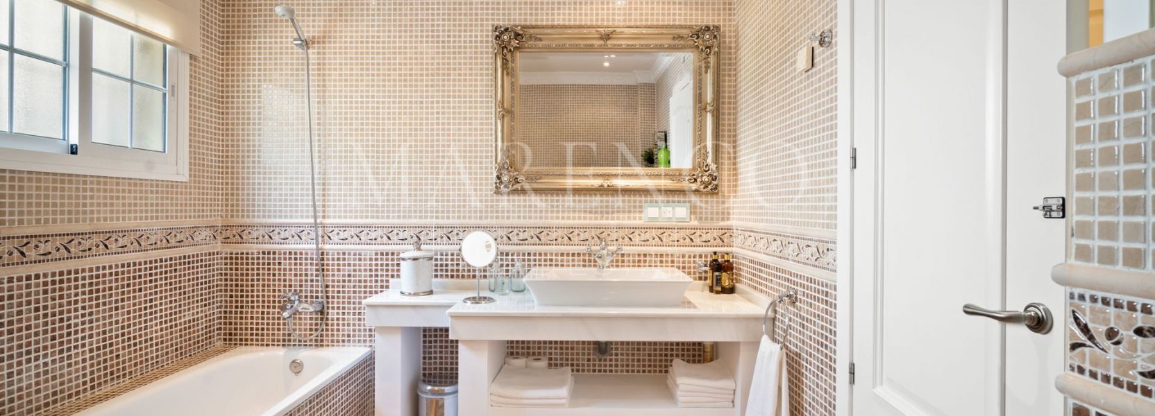 Villa  in Vega del Colorado, Benahavis