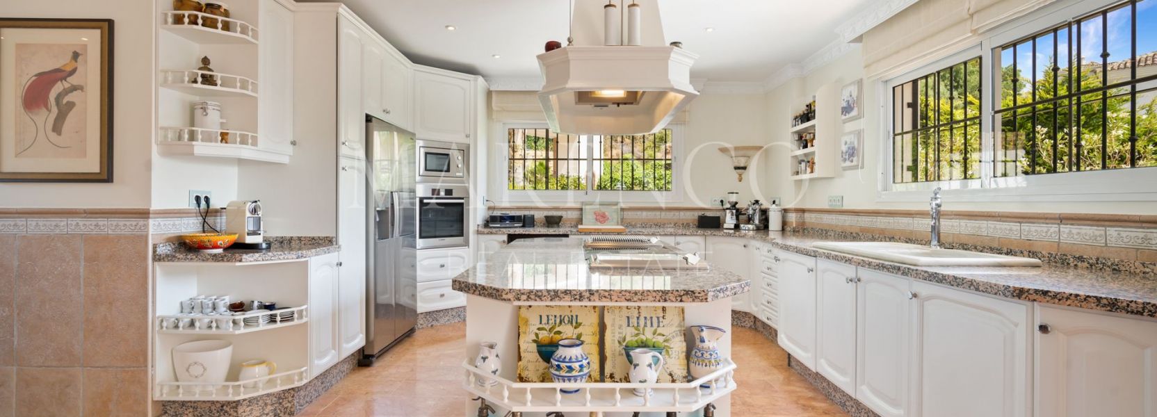 Villa  in Vega del Colorado, Benahavis