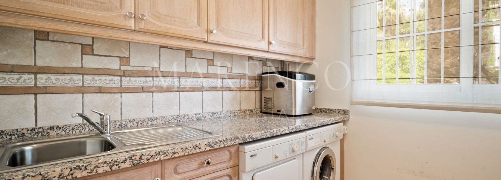 Villa  in Vega del Colorado, Benahavis