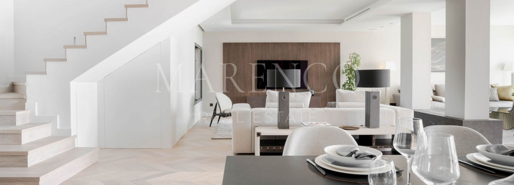 Zweistöckiges Penthouse  in Les Belvederes, Nueva Andalucia, Marbella