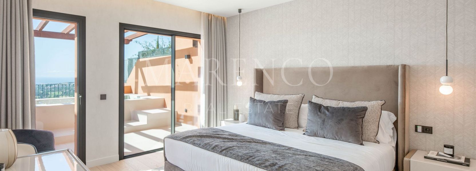 Zweistöckiges Penthouse  in Les Belvederes, Nueva Andalucia, Marbella