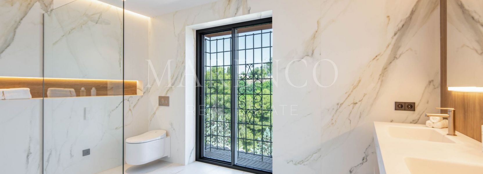 Zweistöckiges Penthouse  in Les Belvederes, Nueva Andalucia, Marbella