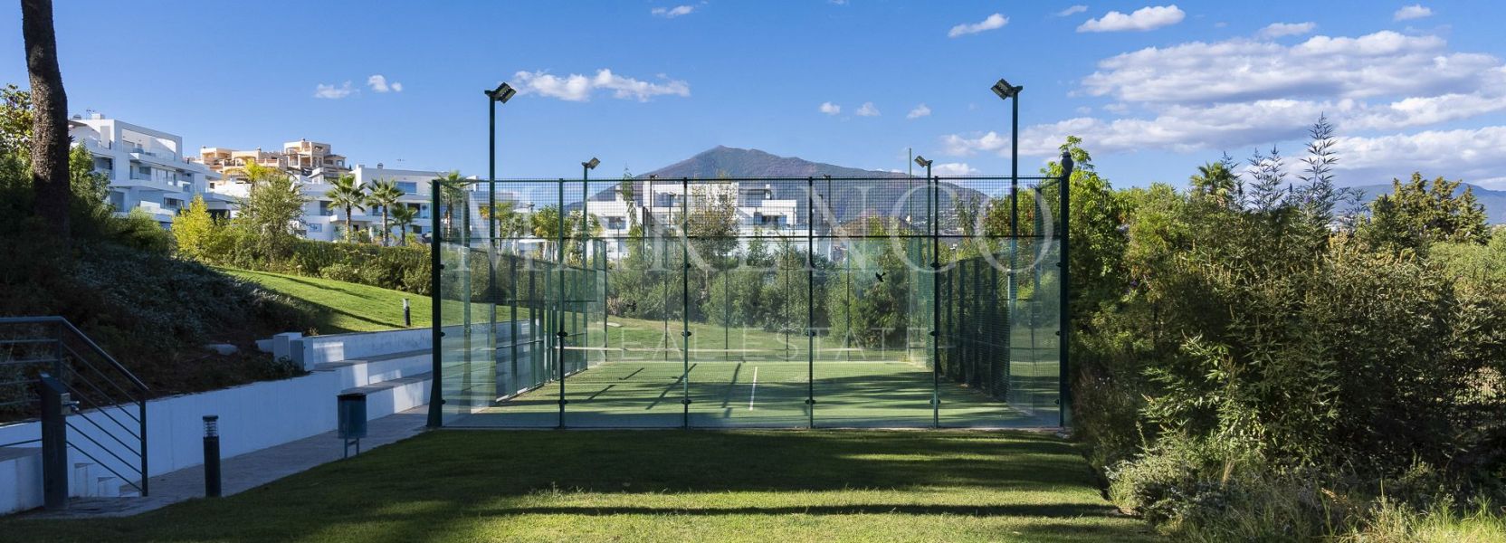Atico Duplex  en Atalaya Golf, Estepona Este, Estepona